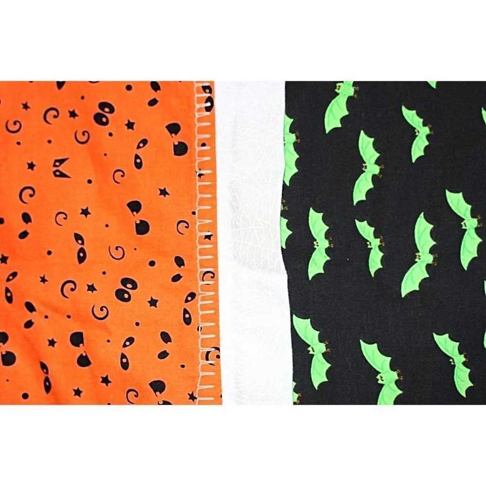 Scary Halloween Pillowcase - Green Bats, Googly Eyes - Standard